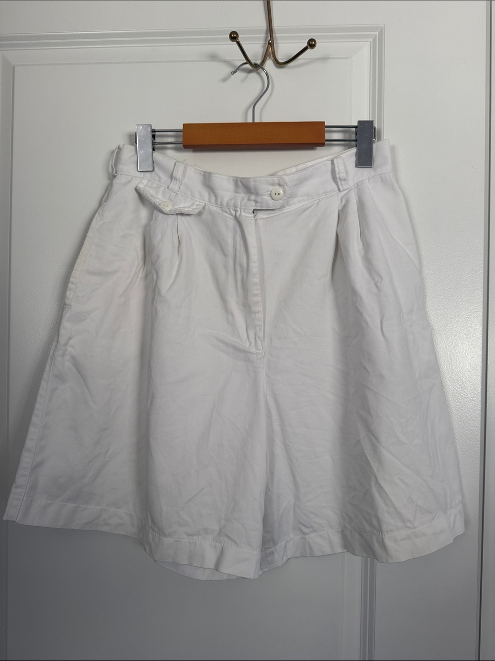 Carey Petites White High-Waist Shorts